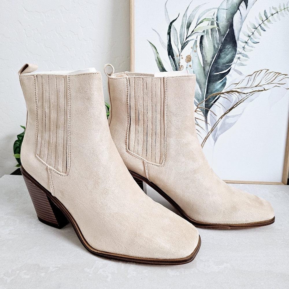 Chic Beige Ankle Booties SZ 10